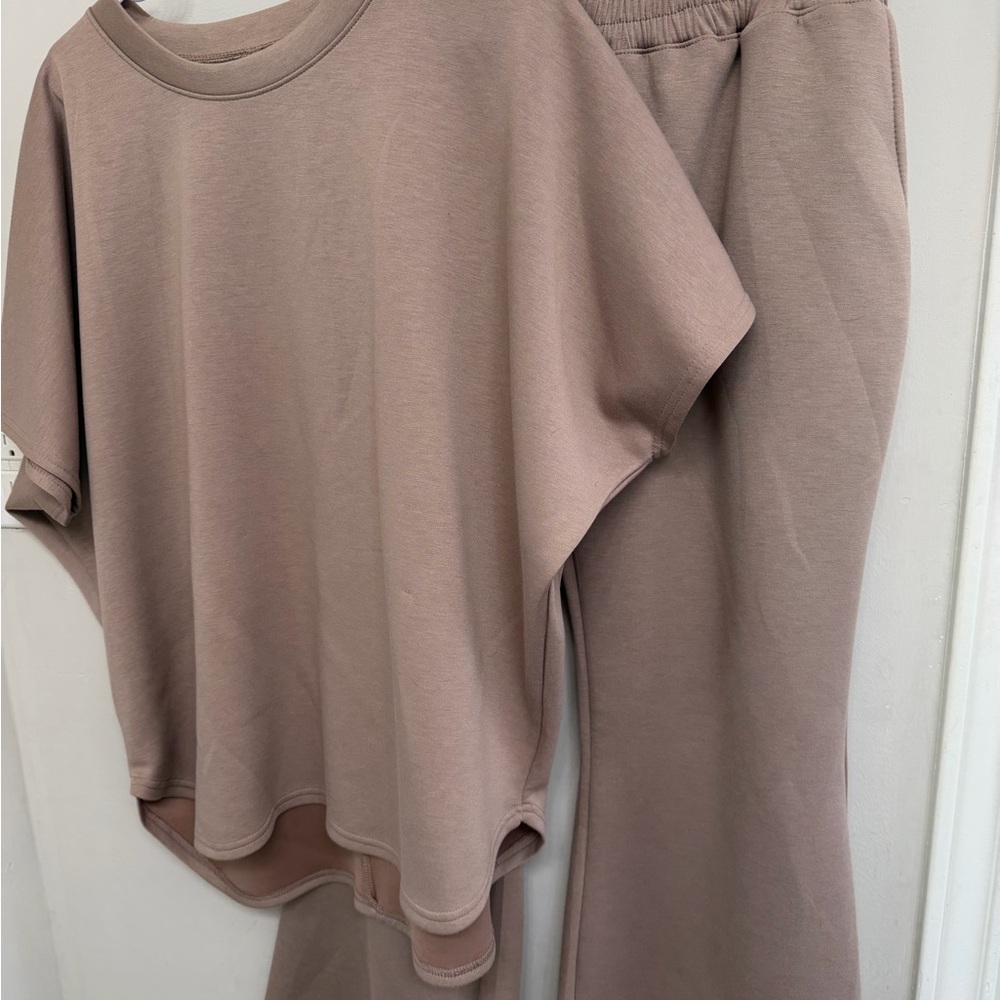 Scarlett Women's Pajama Set in Soft Taupe